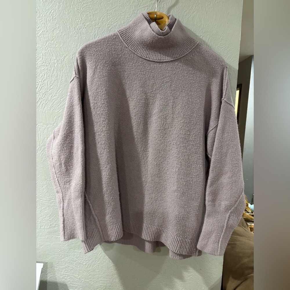 FREE PEOPLE light purple Afterglow mock neck turtle oversized wool sweater XS
